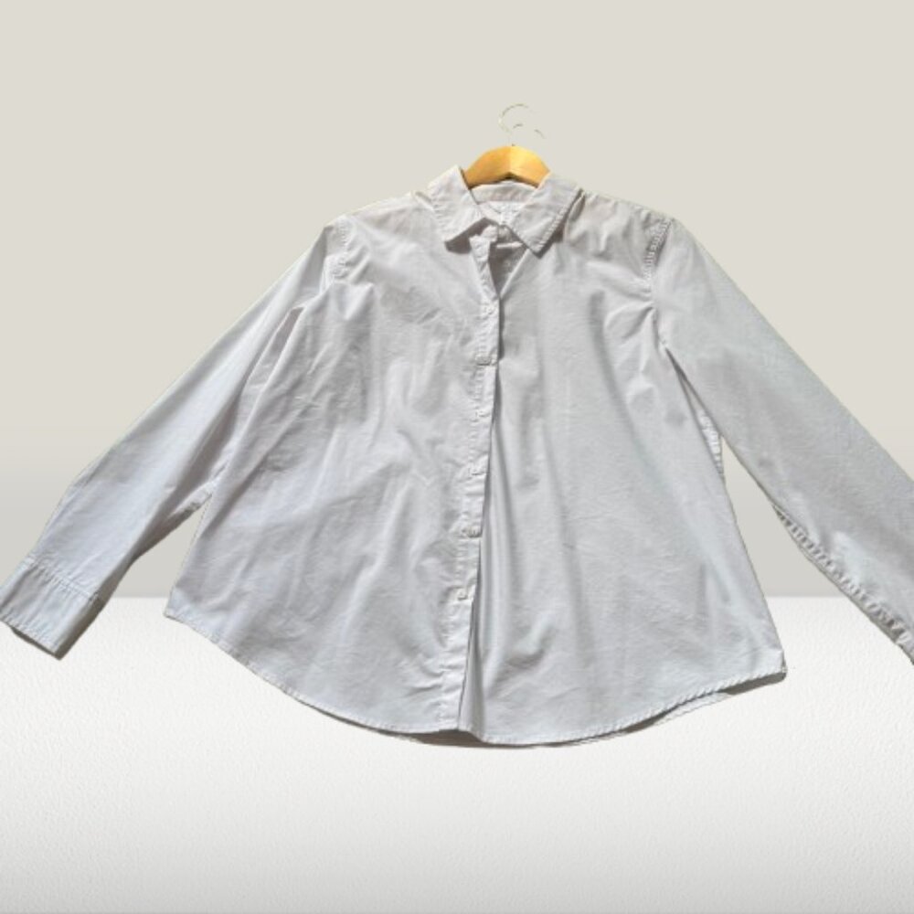 Crisp White Button-down Shirt (Sz. XL)